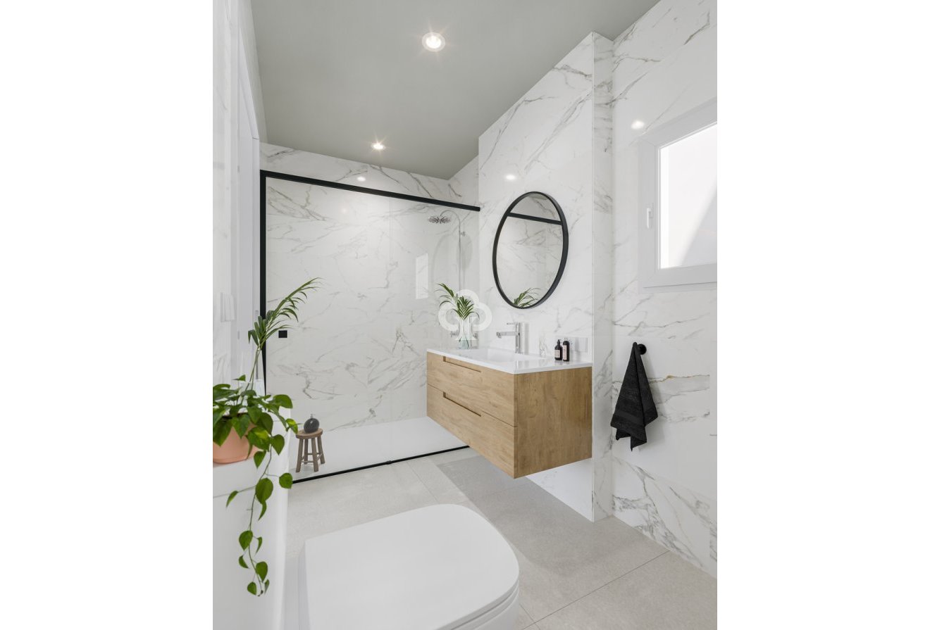 Neue Gebäude - Bajos -
San Pedro del Pinatar