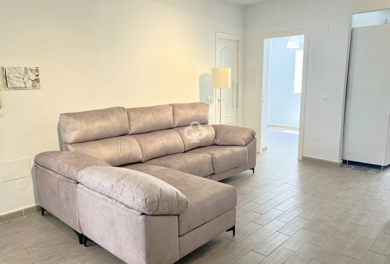 Resale - Apartament -
Fuengirola - 2ª Línea de playa