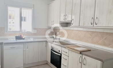 Resale - Apartament -
Fuengirola - 2ª Línea de playa