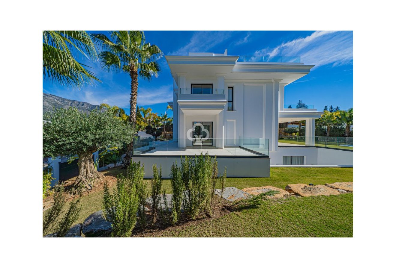 Obra nueva - Villas -
Marbella - 29602