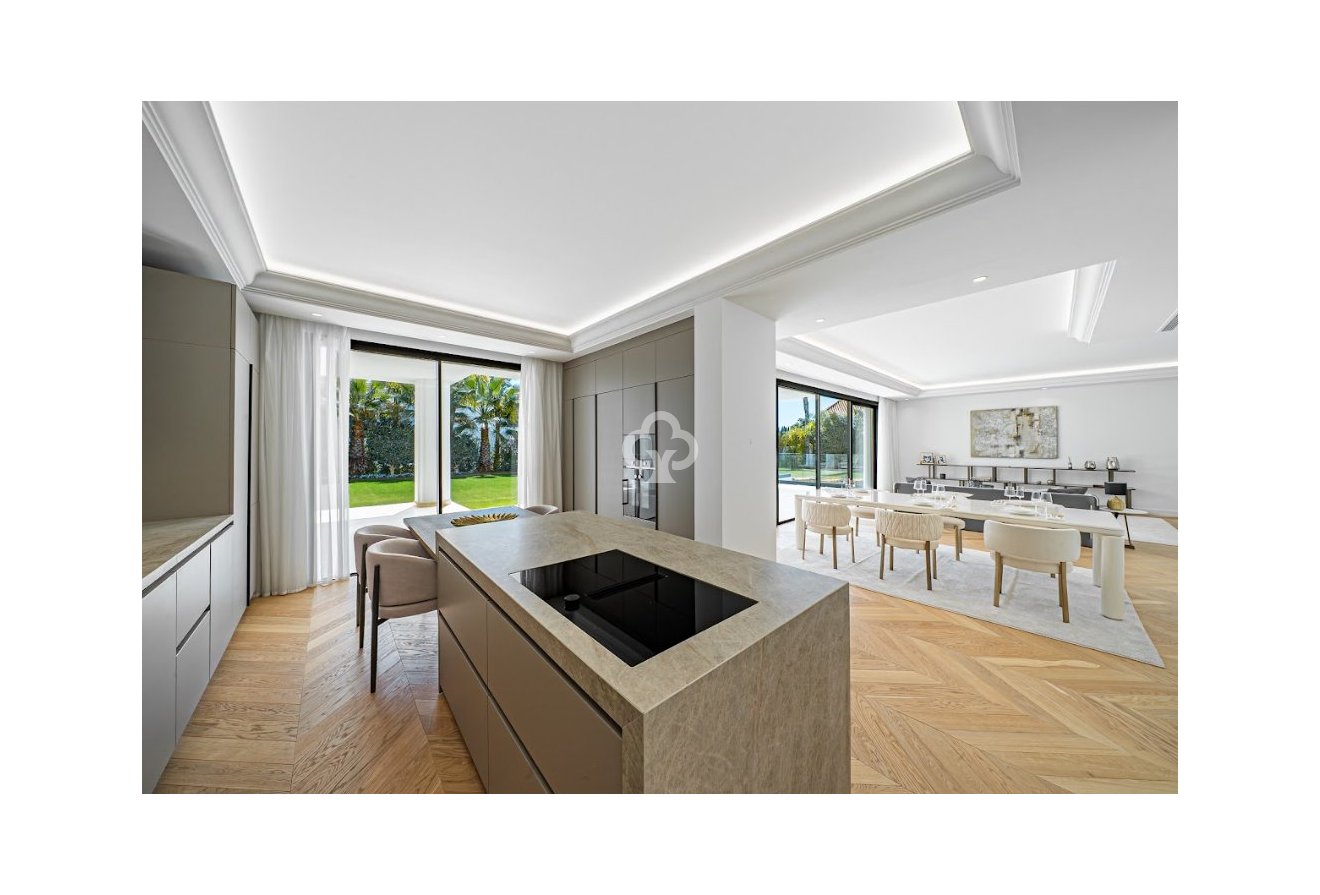 Obra nueva - Villas -
Marbella - 29602