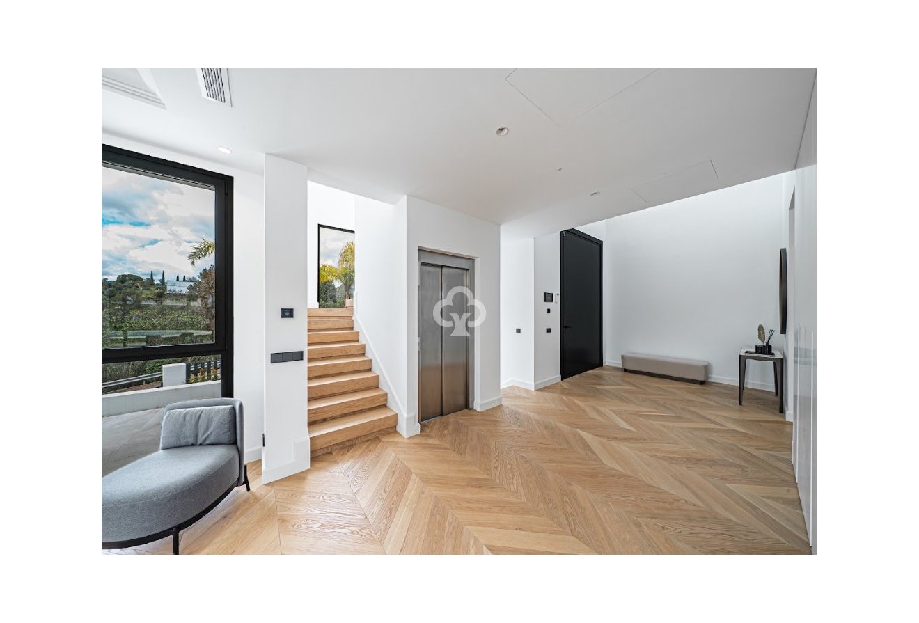 Obra nueva - Villas -
Marbella - 29602