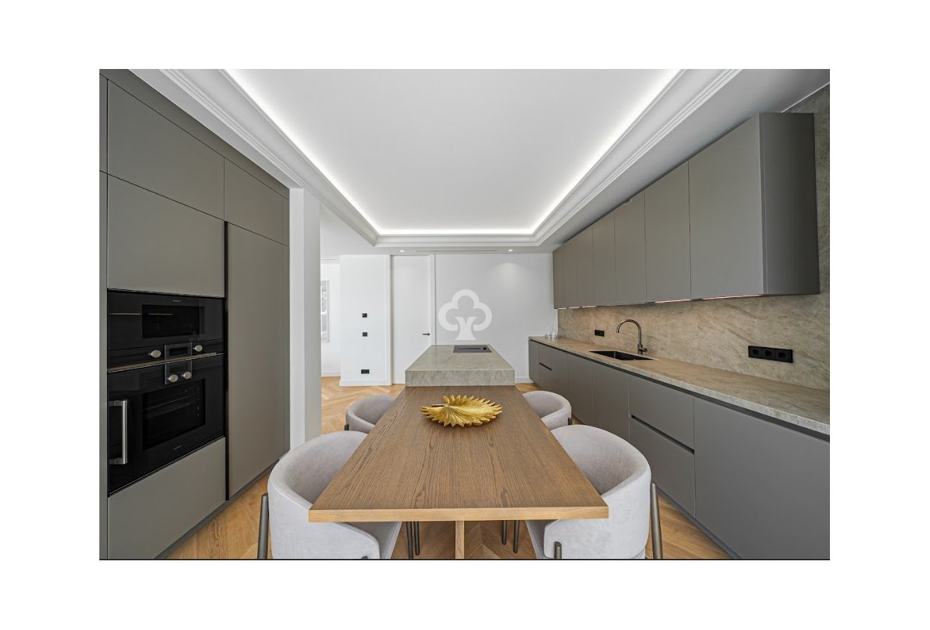 Obra nueva - Villas -
Marbella - 29602