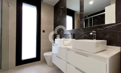 Neue Gebäude - Adosados -
Benijofar - 03178