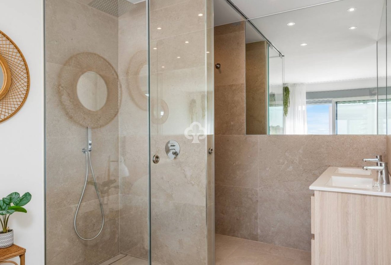 New Build - Áticos -
Dolores