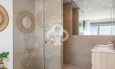 New Build - Áticos -
Dolores