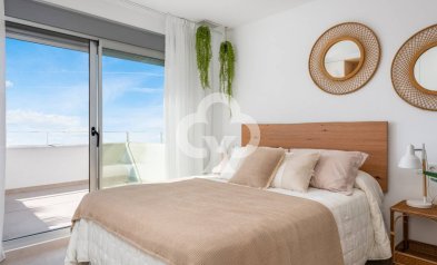 New Build - Áticos -
Dolores