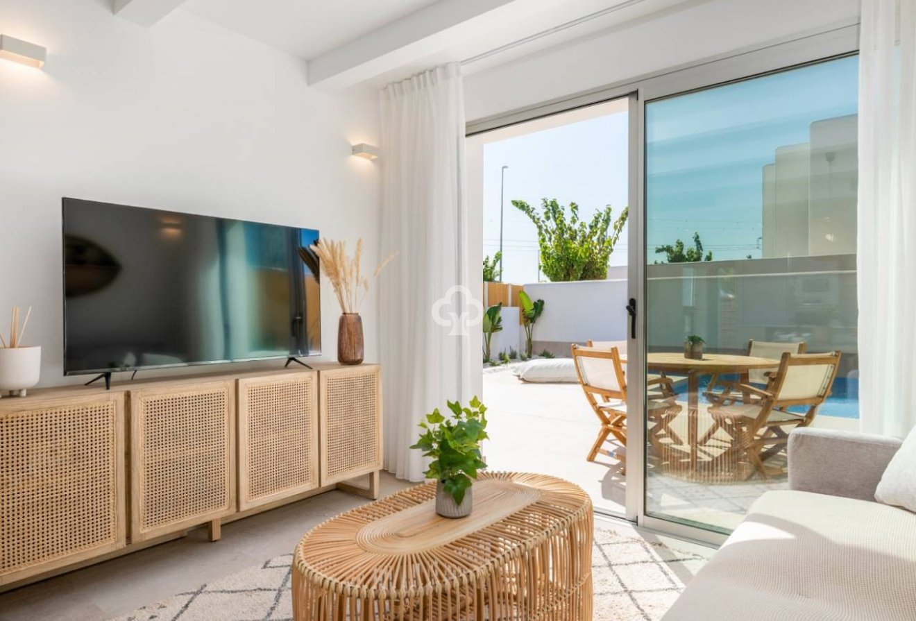 New Build - Áticos -
Dolores