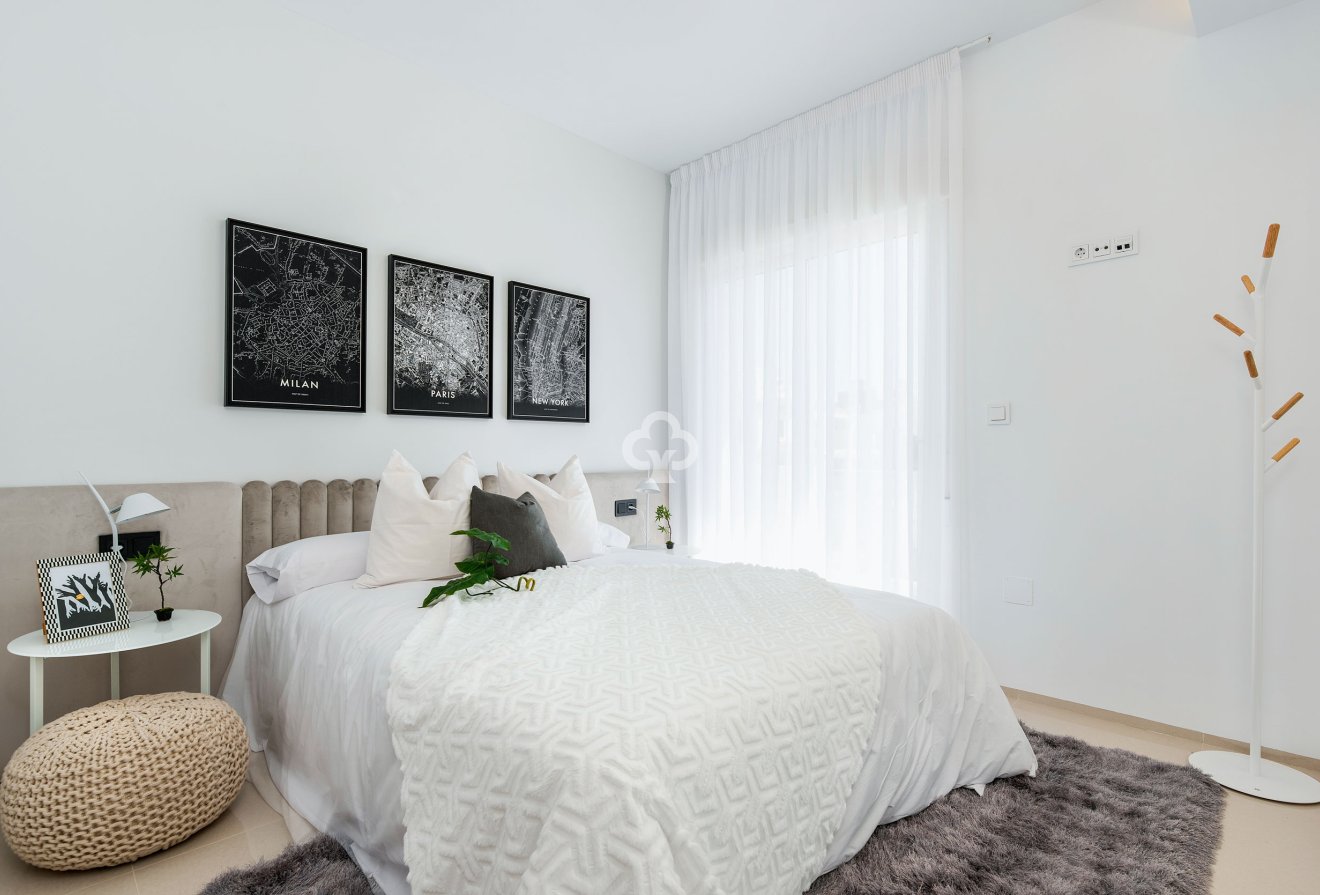 New Build - Bajos -
Rojales - 03170