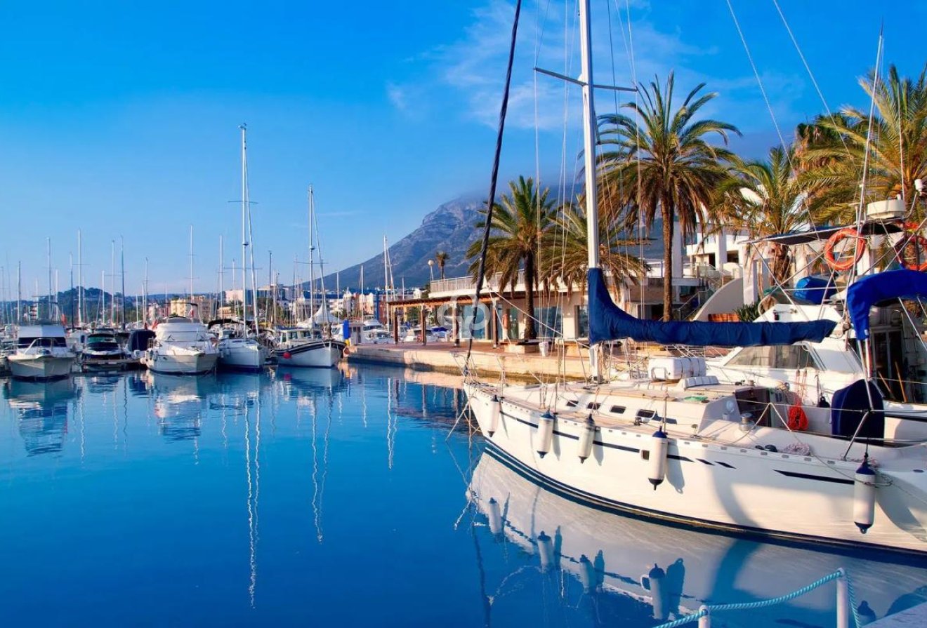 New Build - Adosados -
Denia - Calle Riu Vernissa, 31