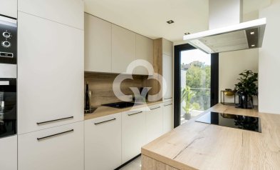 New Build - Áticos -
Marbella - Urbanización Nueva Andalucía s/n