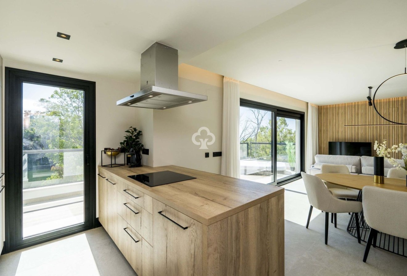 New Build - Áticos -
Marbella - Urbanización Nueva Andalucía s/n