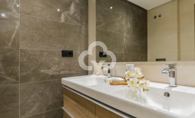 New Build - Áticos -
Marbella - Urbanización Nueva Andalucía s/n