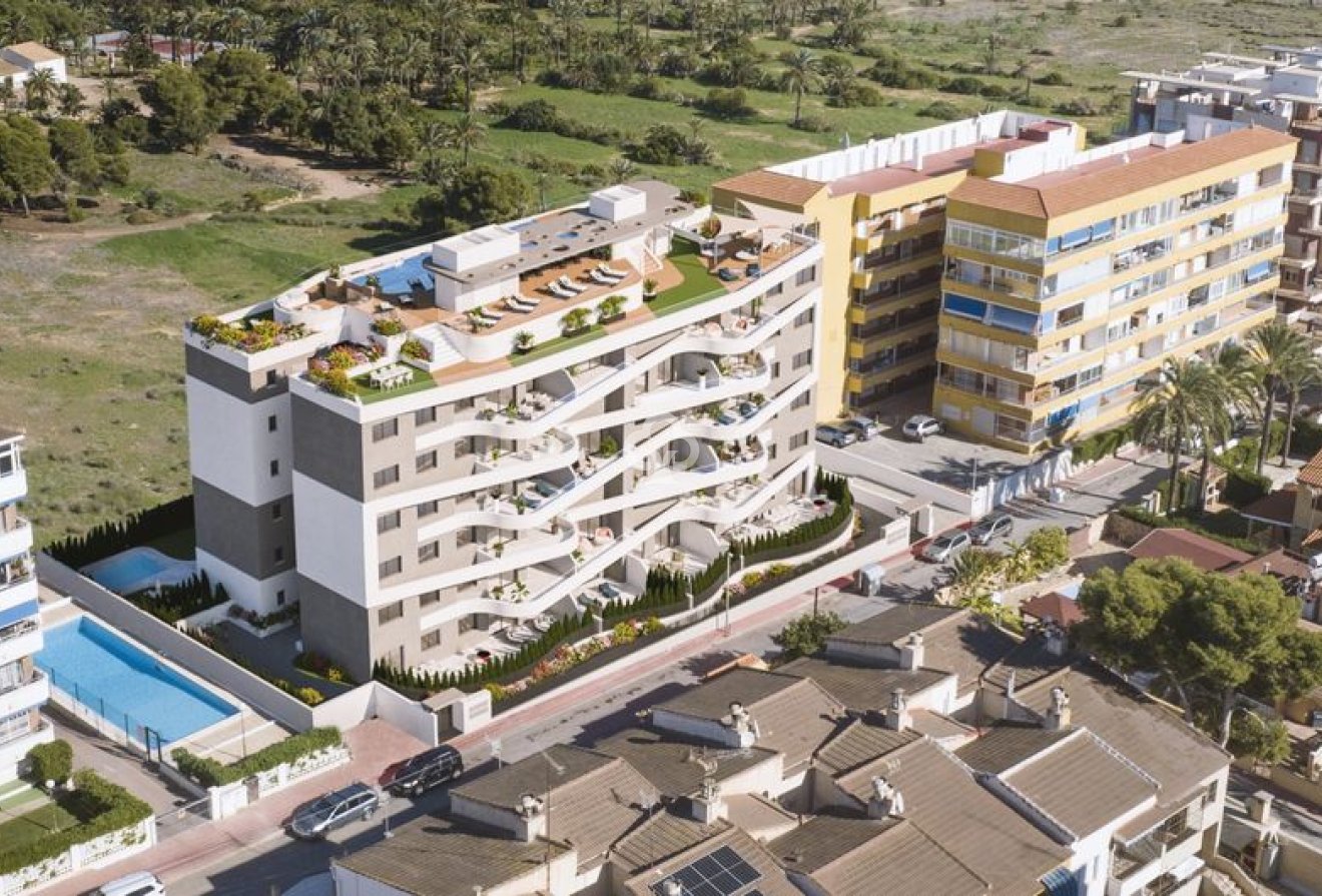 New Build - Bajos -
Torrevieja - Calle Pleamar, 22