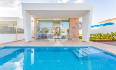 New Build - Villas -
Torrevieja - 03186