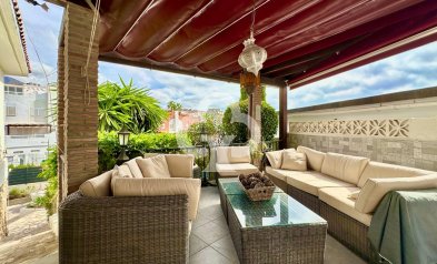 Resale - Casa -
Fuengirola - Los Pacos