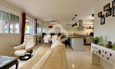 Resale - Casa -
Fuengirola - Los Pacos