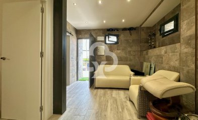 Resale - Casa -
Fuengirola - Los Pacos