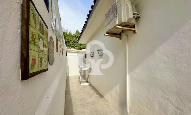 Resale - Casa -
Fuengirola - Los Pacos