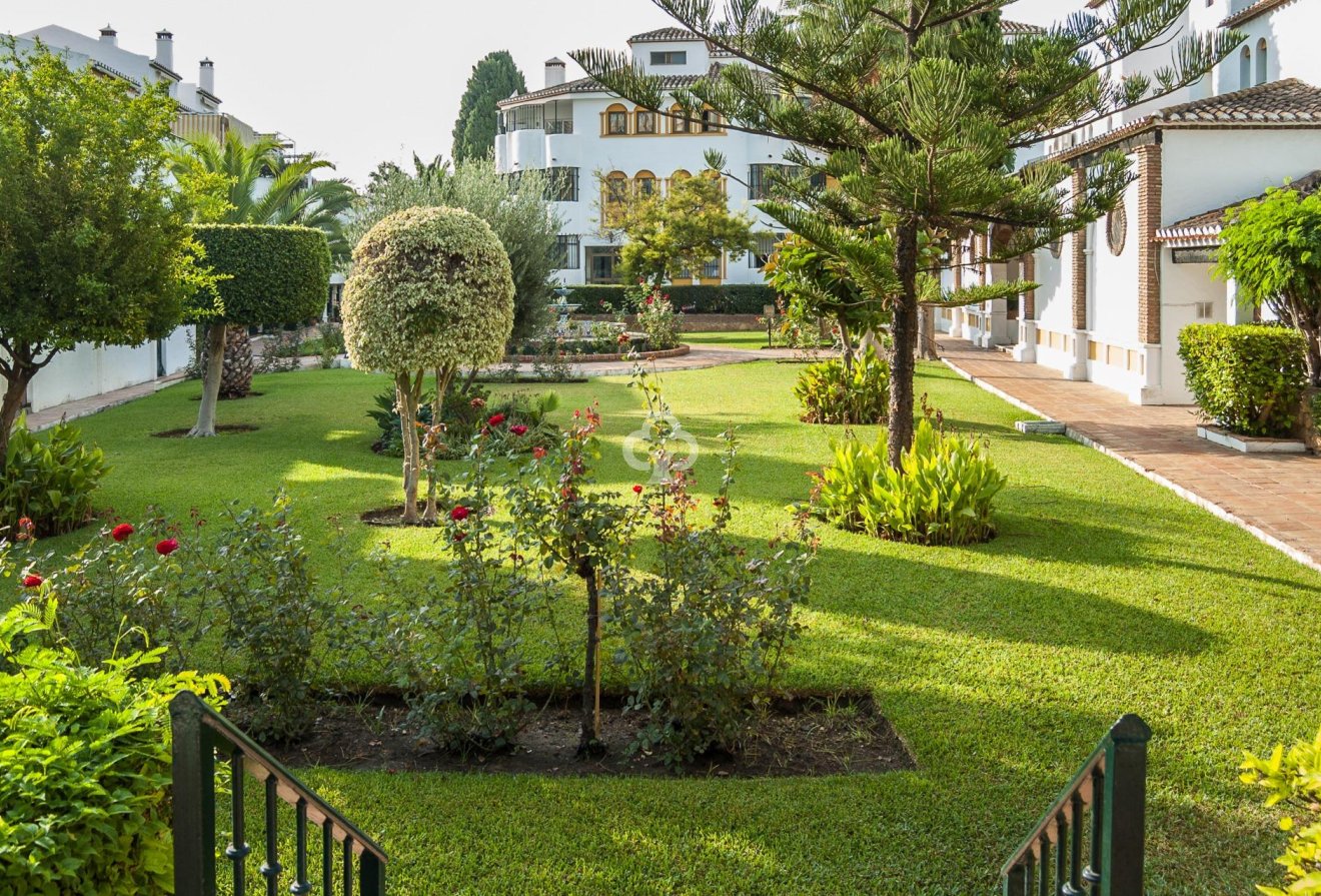 Resale - Semi-detached house -
Fuengirola - Centro