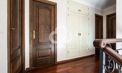 Resale - Semi-detached house -
Fuengirola - Centro