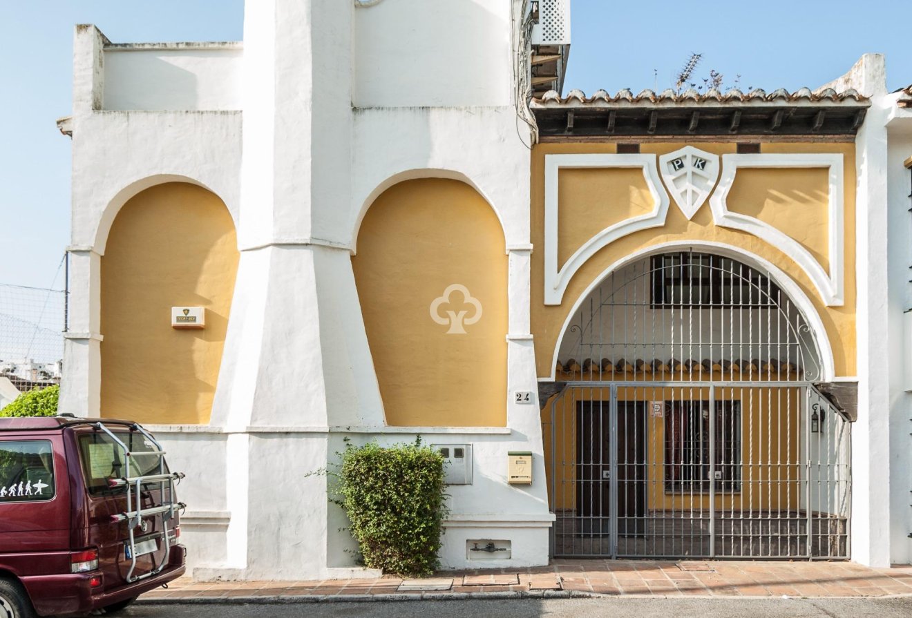 Resale - Semi-detached house -
Fuengirola - Centro