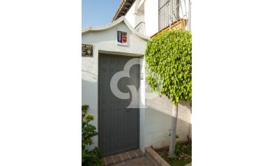 Resale - Semi-detached house -
Fuengirola - Centro