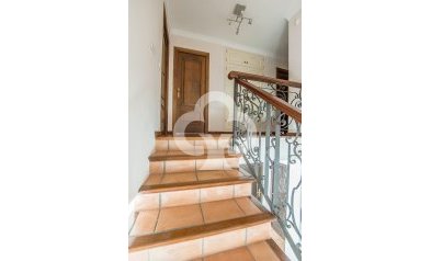 Resale - Semi-detached house -
Fuengirola - Centro