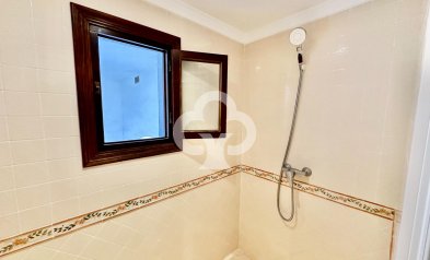 Resale - Semi-detached house -
Fuengirola - Centro