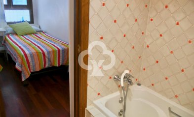 Resale - Semi-detached house -
Fuengirola - Centro