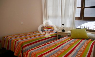 Resale - Semi-detached house -
Fuengirola - Centro