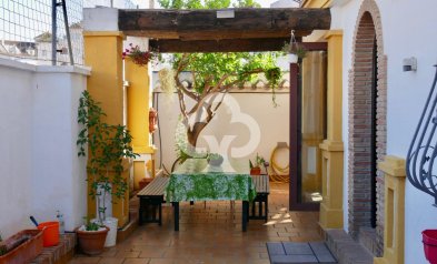 Resale - Semi-detached house -
Fuengirola - Centro