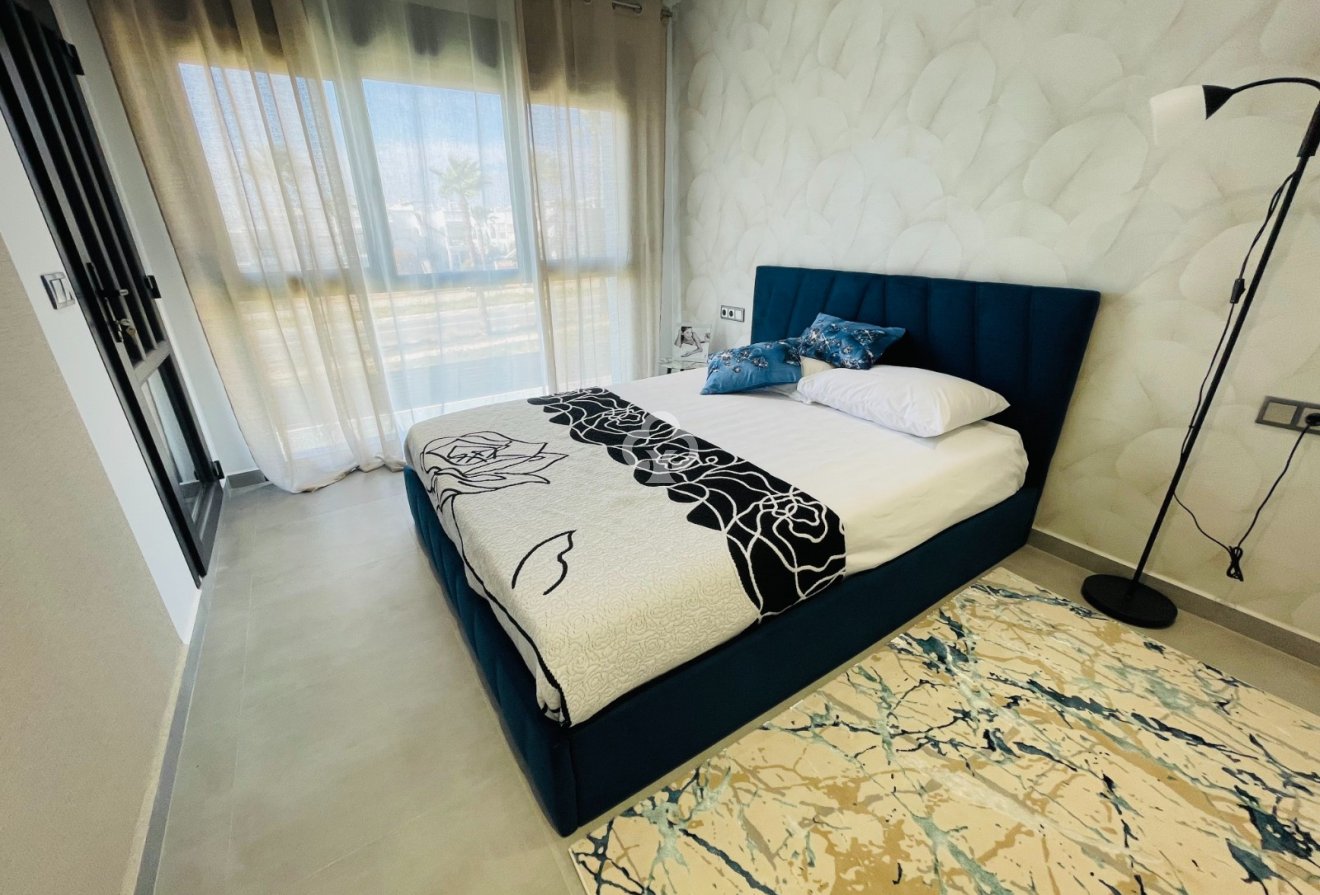 New Build - Villas -
Torrevieja - 03183, Calle Ariadna