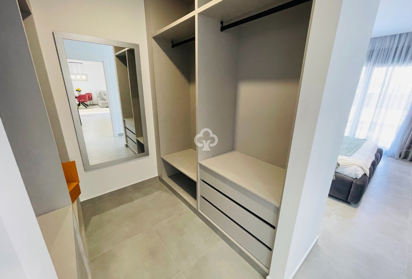 New Build - Villas -
Torrevieja - 03183, Calle Ariadna