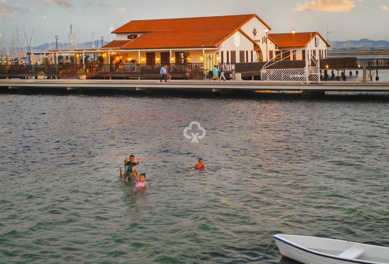 Obra nueva - Áticos -
Los Alcázares - 30710