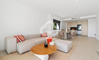 New Build - Adosados -
Estepona - Calle Tolox, 8