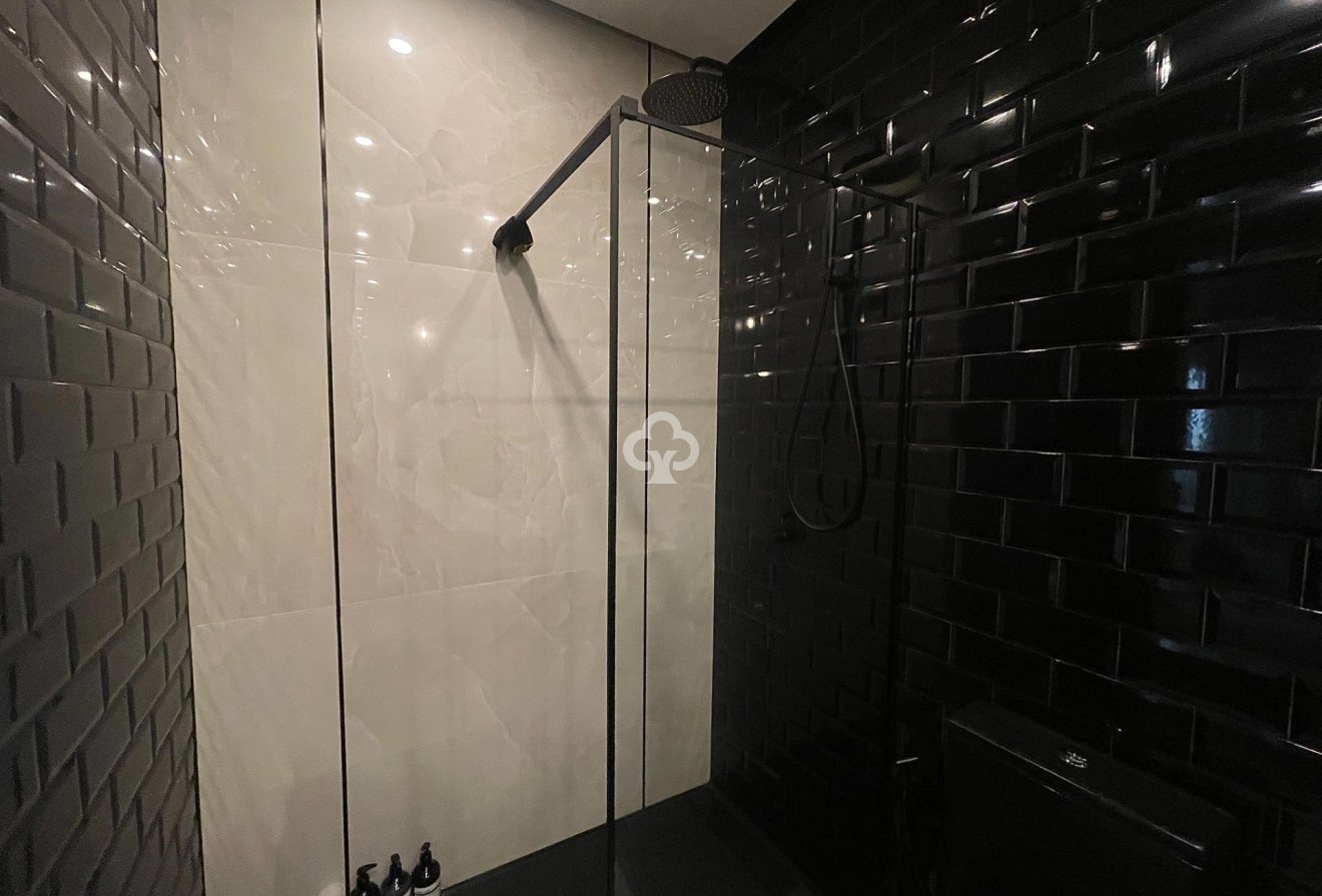 Resale - Townhouse -
Fuengirola - 2ª Línea de playa