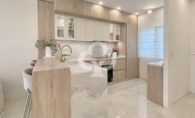 Resale - Townhouse -
Fuengirola - 2ª Línea de playa