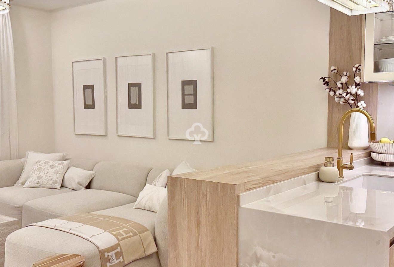 Resale - Townhouse -
Fuengirola - 2ª Línea de playa