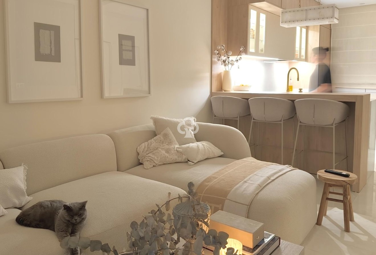 Resale - Townhouse -
Fuengirola - 2ª Línea de playa