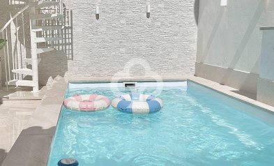 Resale - Townhouse -
Fuengirola - 2ª Línea de playa