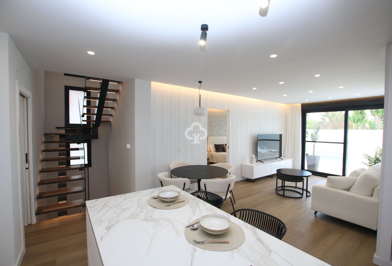 Obra nueva - Villas -
Pilar de la Horadada - 03190