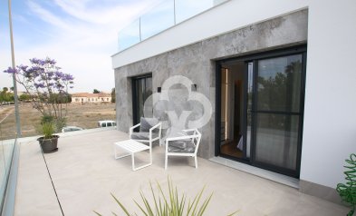 Obra nueva - Villas -
Pilar de la Horadada - 03190