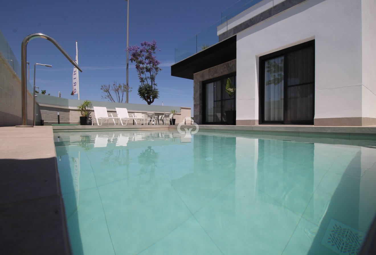 Obra nueva - Villas -
Pilar de la Horadada - 03190