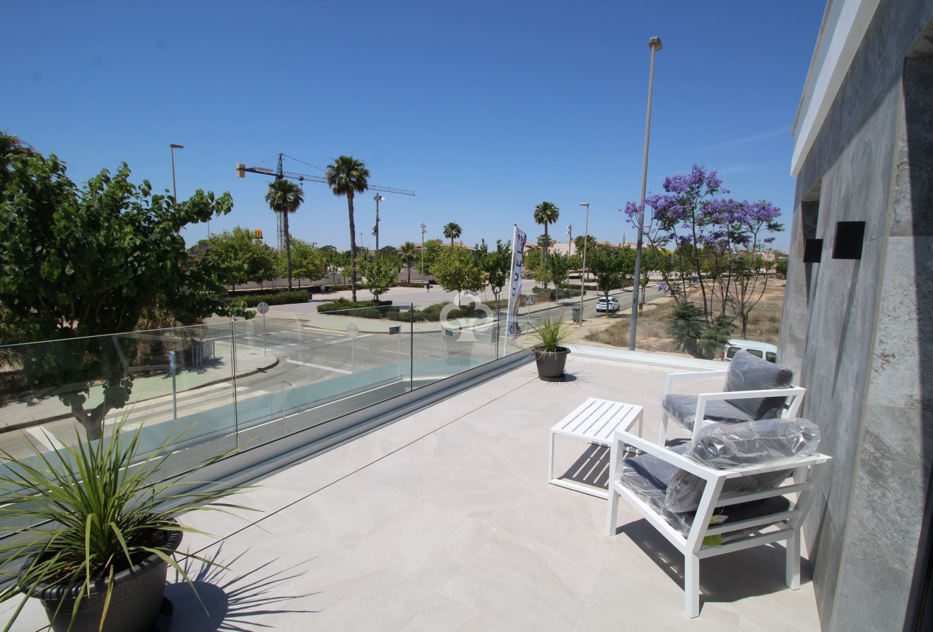 Obra nueva - Villas -
Pilar de la Horadada - 03190