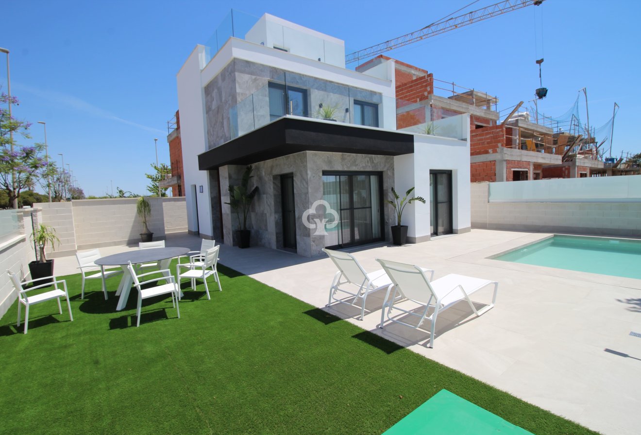 Obra nueva - Villas -
Pilar de la Horadada - 03190
