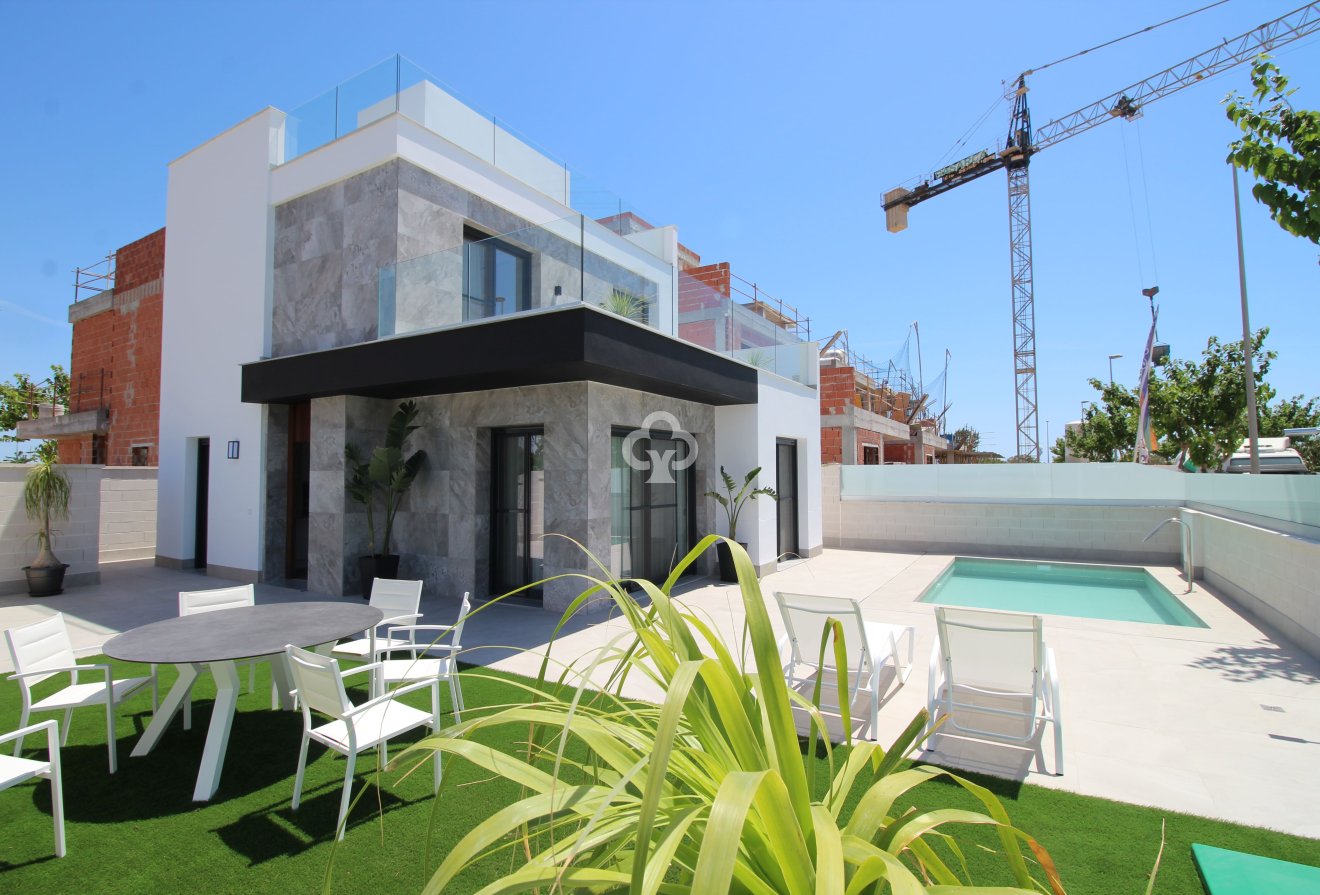 Obra nueva - Villas -
Pilar de la Horadada - 03190