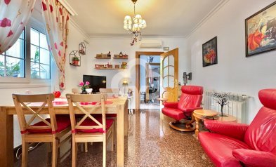 Resale - Chalet -
Fuengirola - Centro