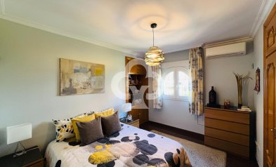 Resale - Chalet -
Fuengirola - Centro