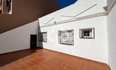 Resale - Chalet -
Fuengirola - Centro